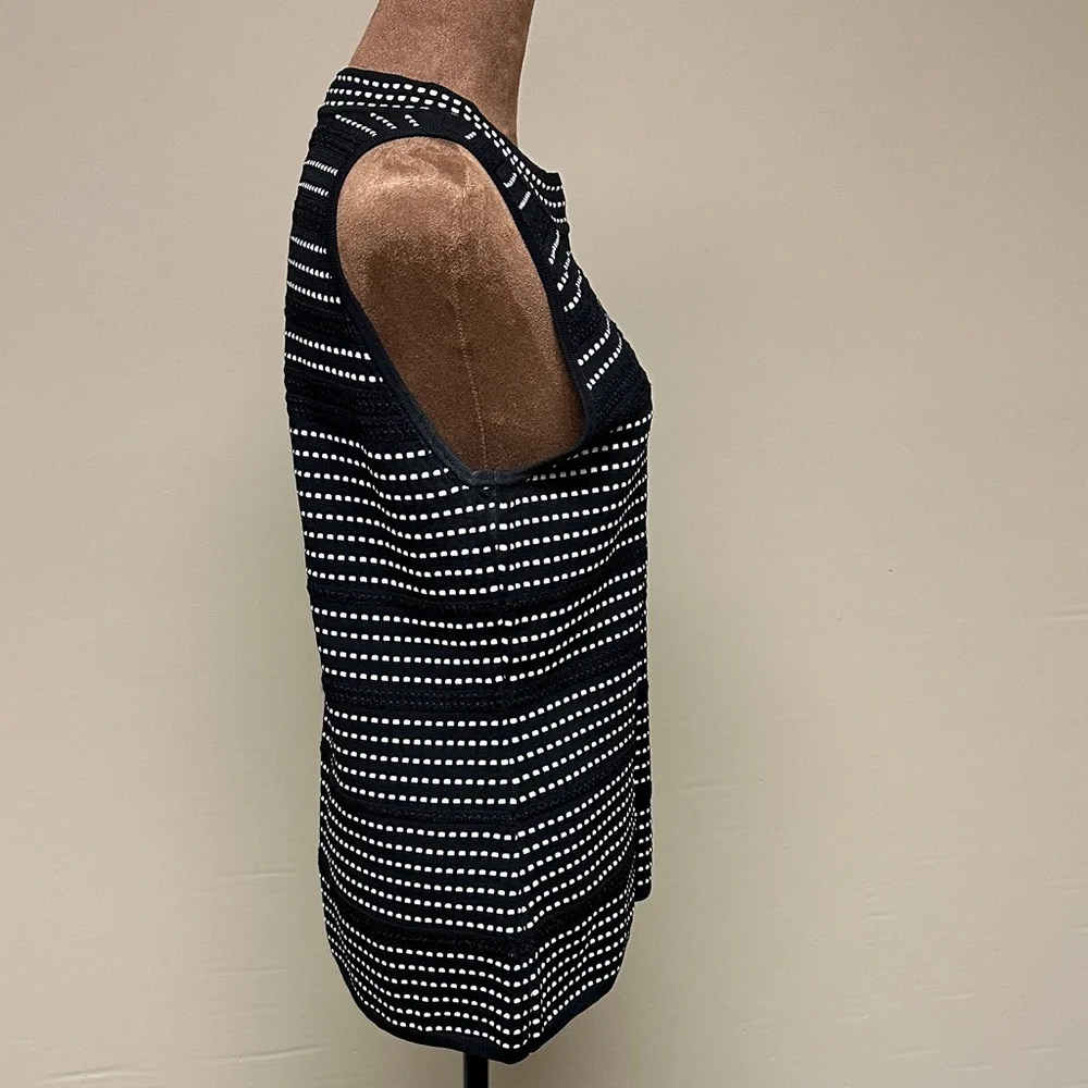 White House Black Market Black and White Dotted Tank Top - Picture 2 of 7